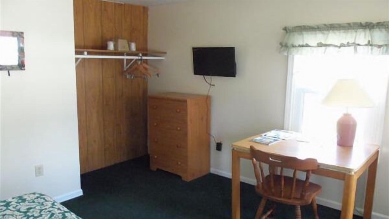 Photo of Bedroom in Huron