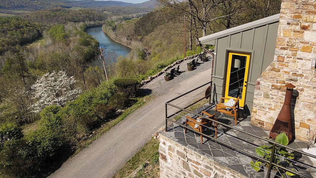 Photo of Patio Balcony in Washington County