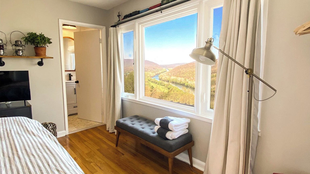 Photo of Bedroom in Washington County
