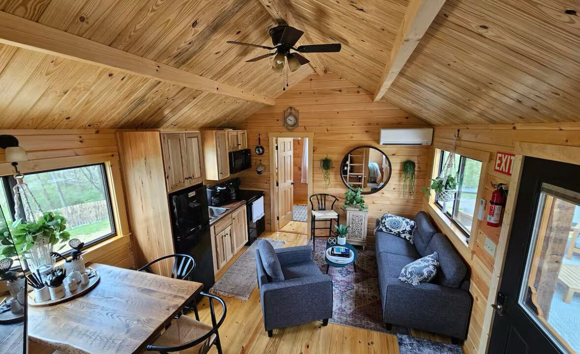 Photo of Livingroom in Gap
