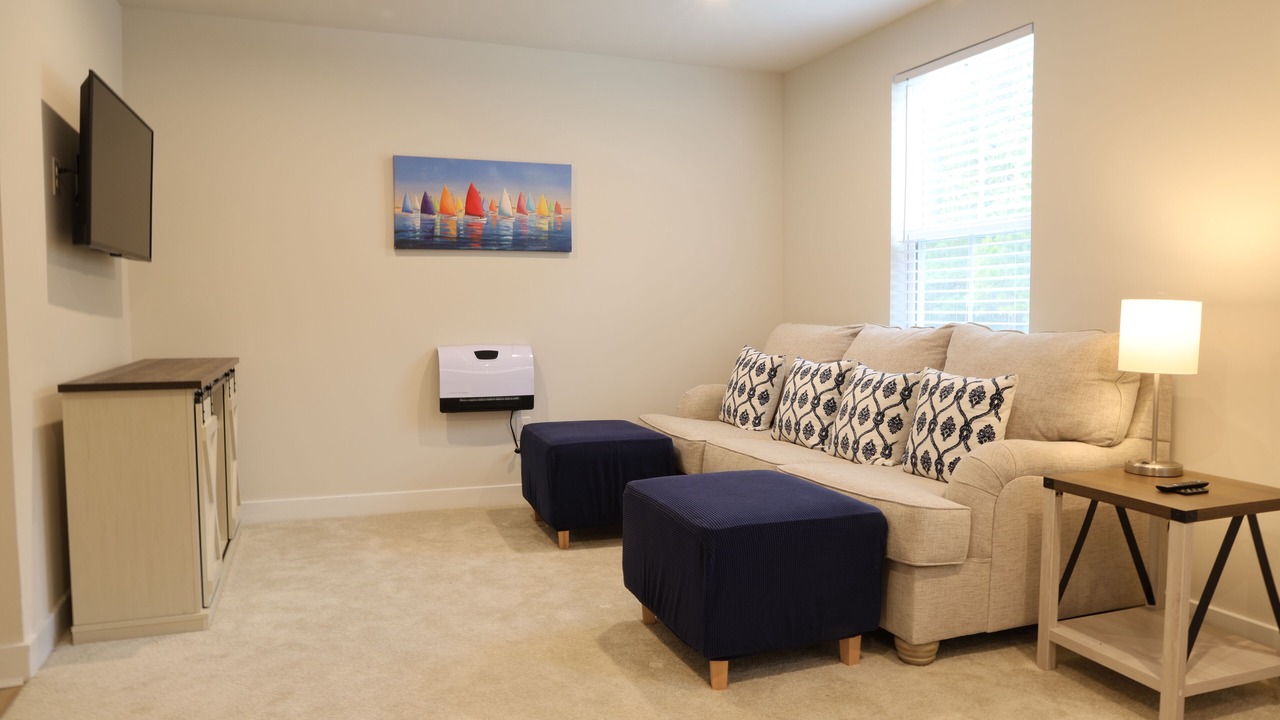 Photo of Livingroom in Bayside