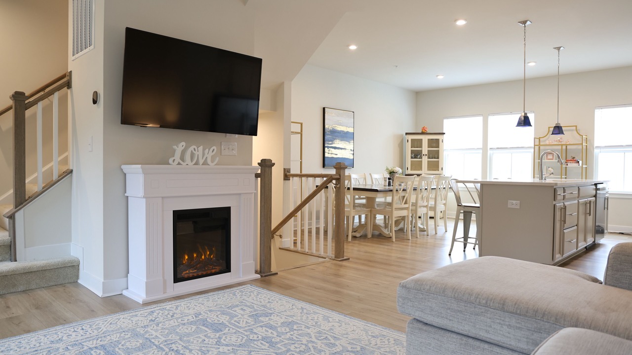 Photo of Livingroom in Bayside