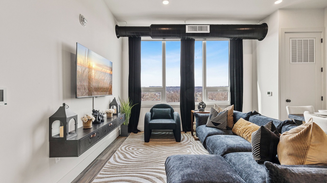 Photo of Livingroom in East Orange