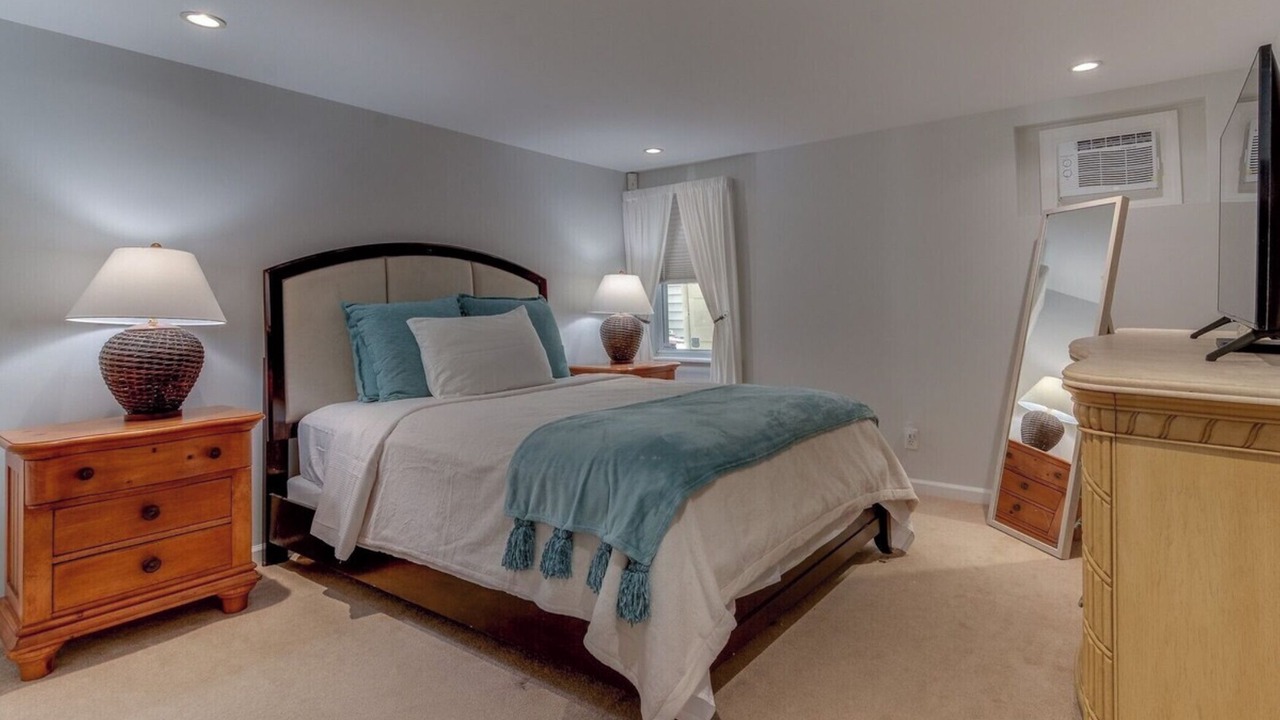 Photo of Bedroom in Ocean Grove