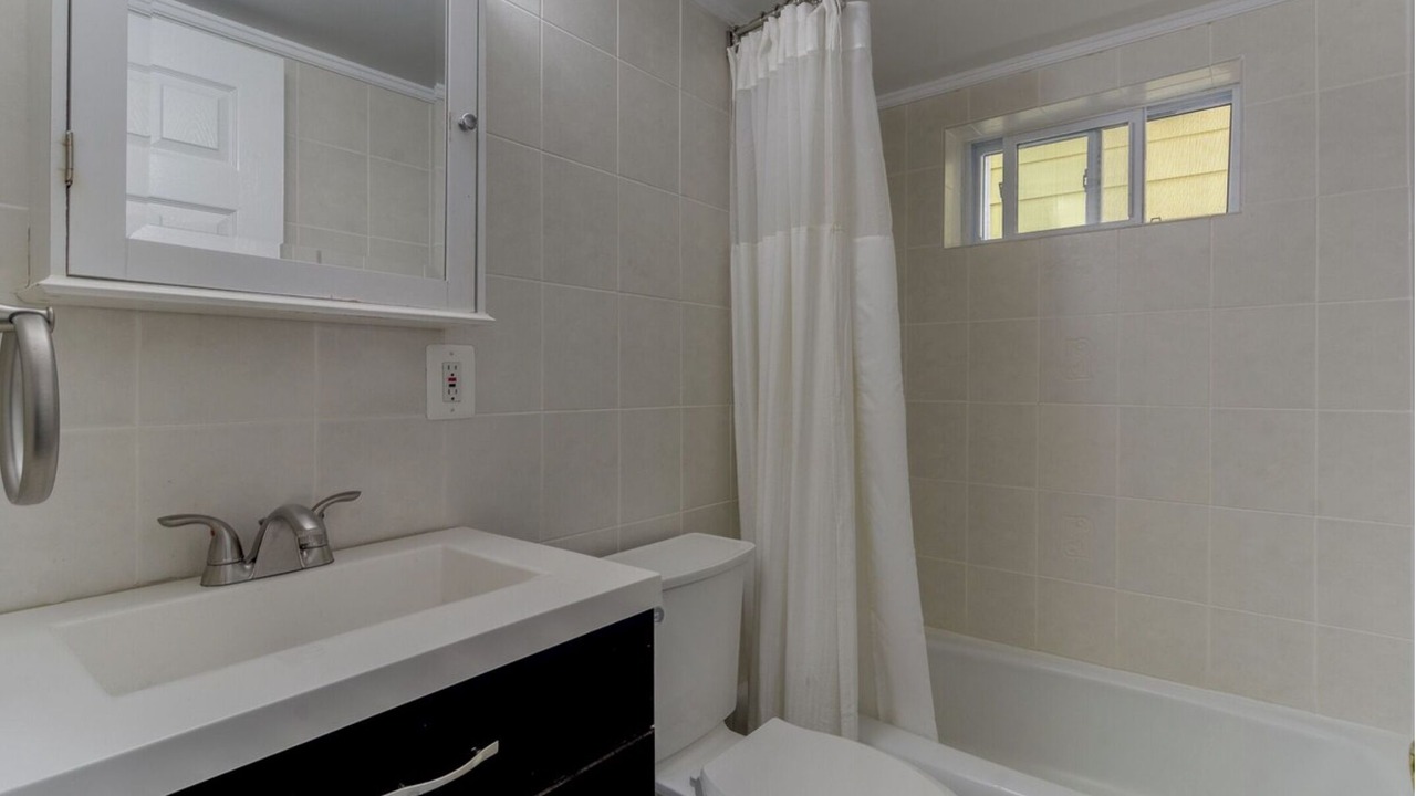 Photo of Bathroom in Ocean Grove