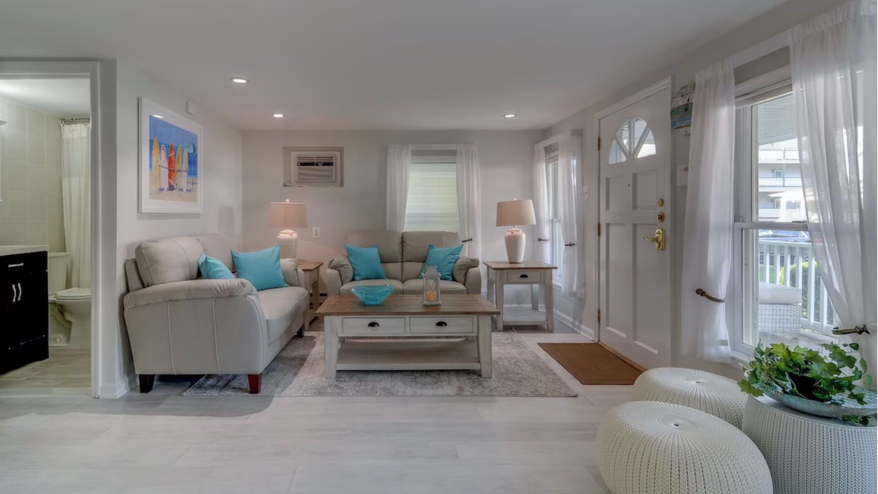 Photo of Livingroom in Ocean Grove