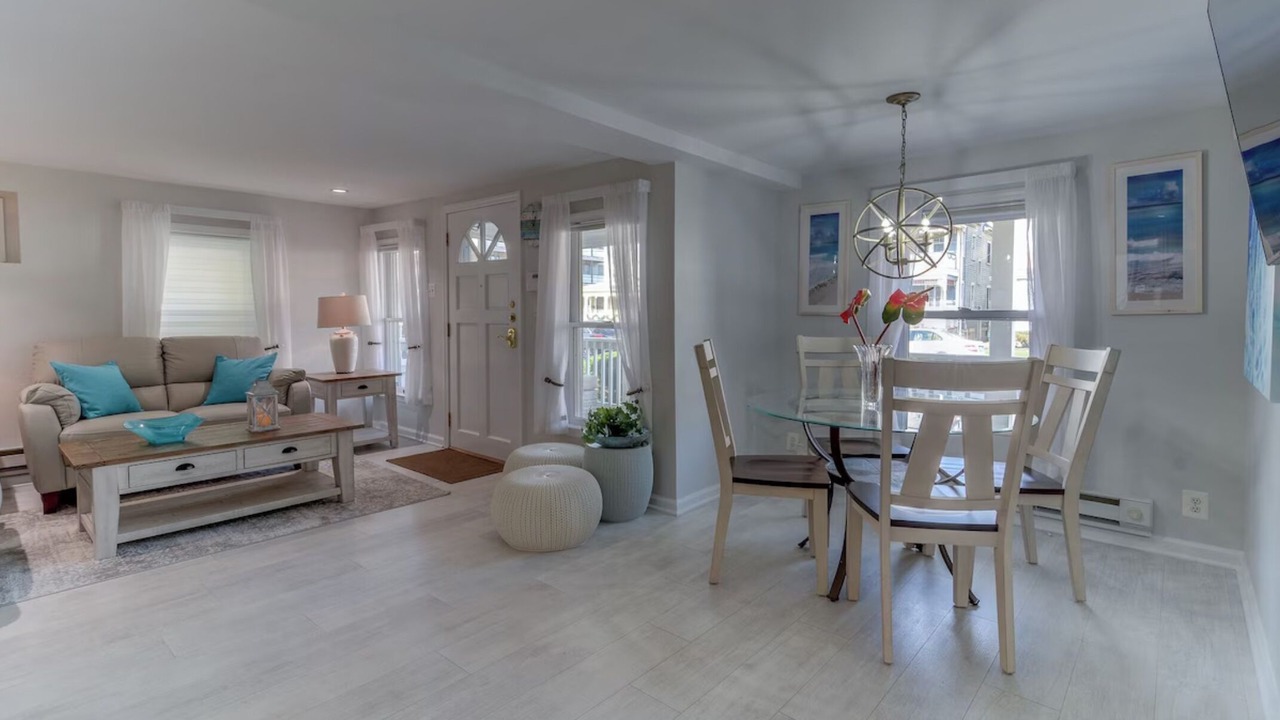 Photo of Livingroom in Ocean Grove