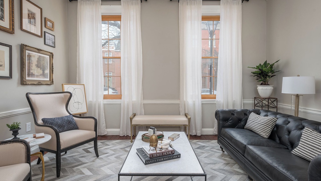 Photo of Livingroom in Baltimore