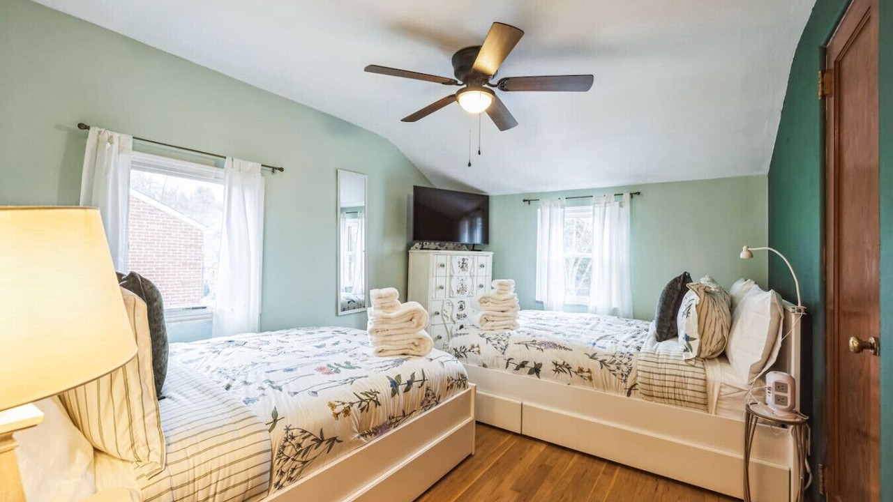 Photo of Bedroom in Level Green