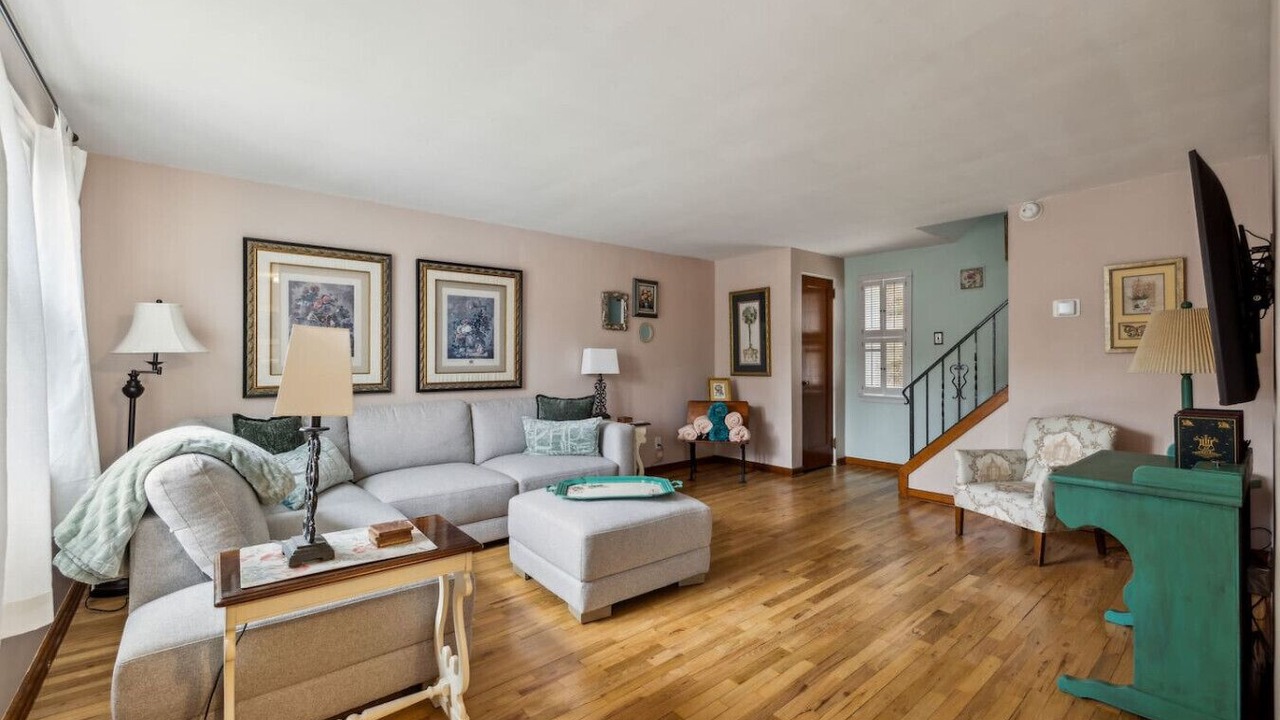 Photo of Livingroom in Level Green