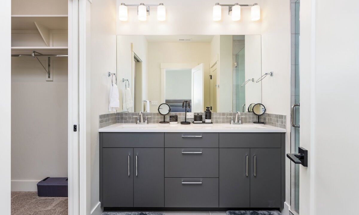 Photo of Bathroom in Cascade