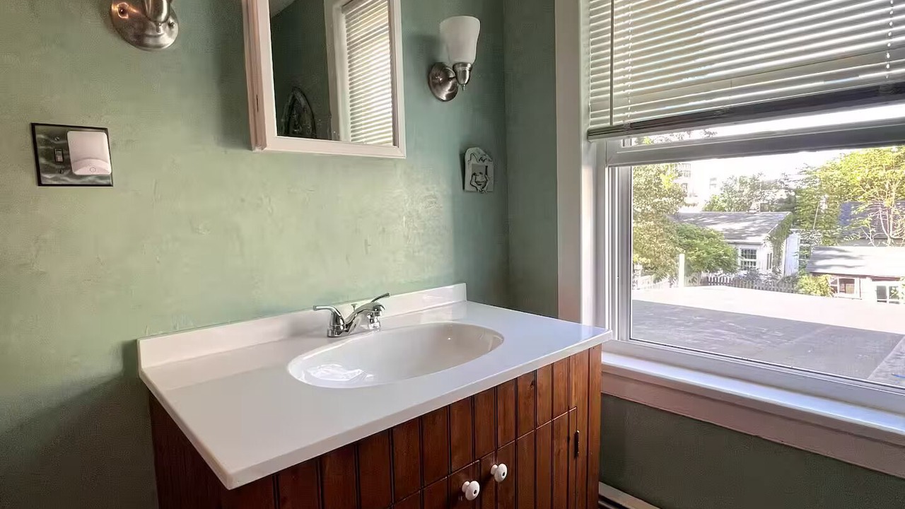 Photo of Bathroom in Lambertville