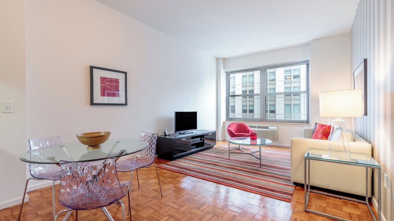 Photo of Livingroom in Paulus Hook