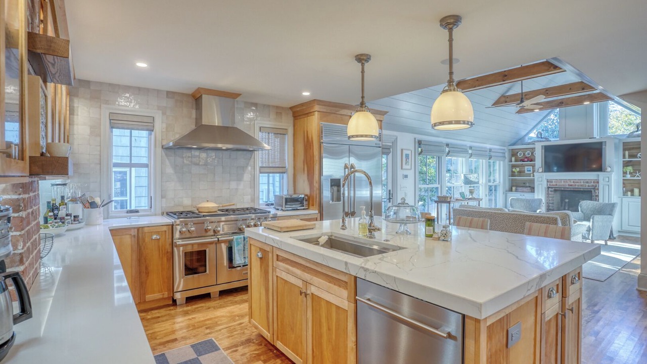 Photo of Kitchen in Historic District