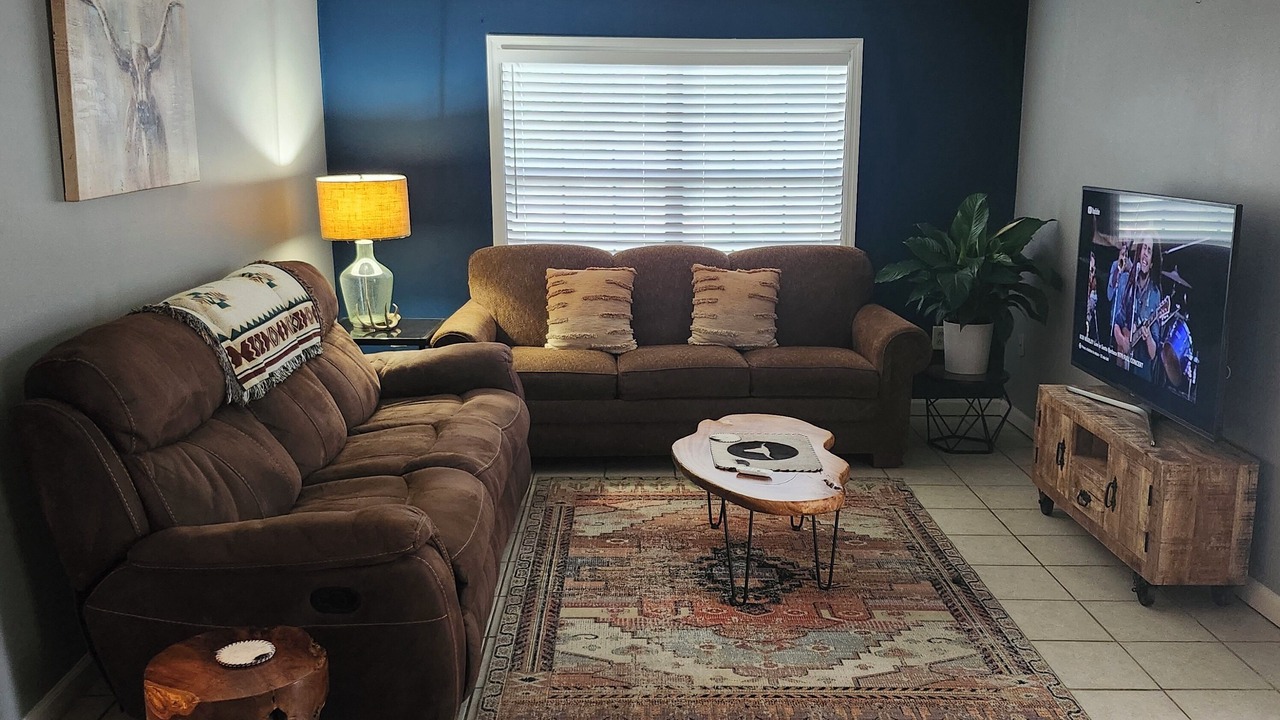 Photo of Livingroom in Ashley Oaks