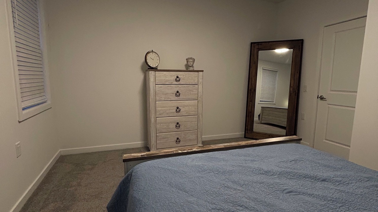 Photo of Bedroom in Bayonne