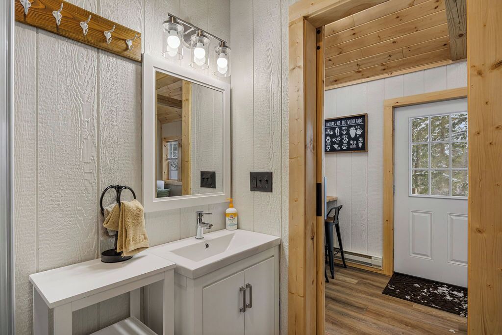 Photo of Bathroom in Little Valley