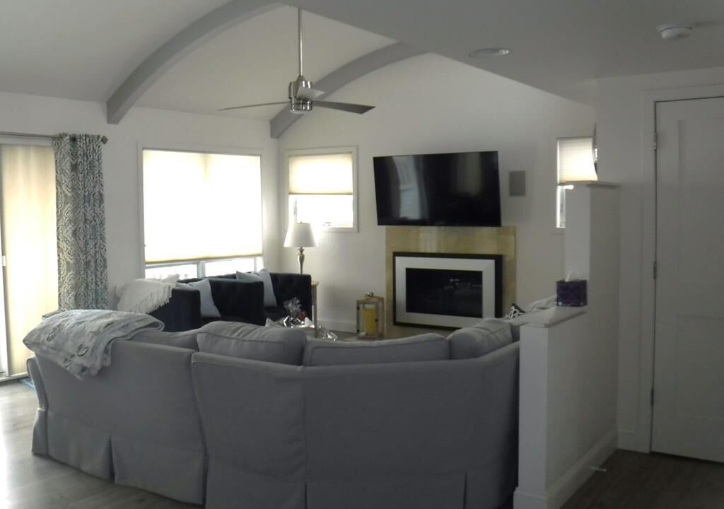 Photo of Livingroom in Harvey Cedars