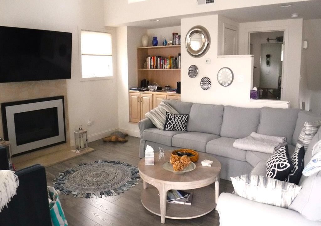 Photo of Livingroom in Harvey Cedars