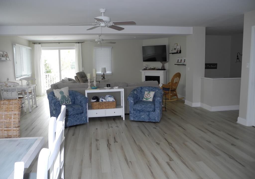 Photo of Livingroom in Harvey Cedars