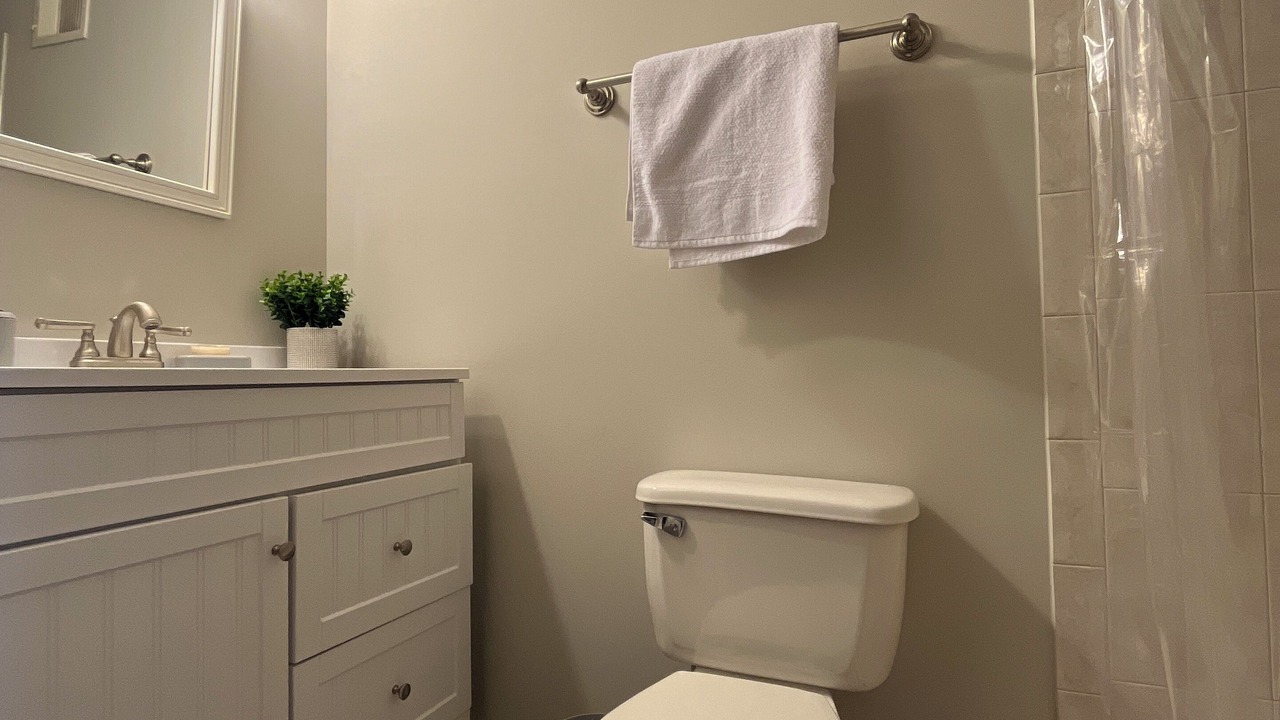 Photo of Bathroom in Downtown Baltimore