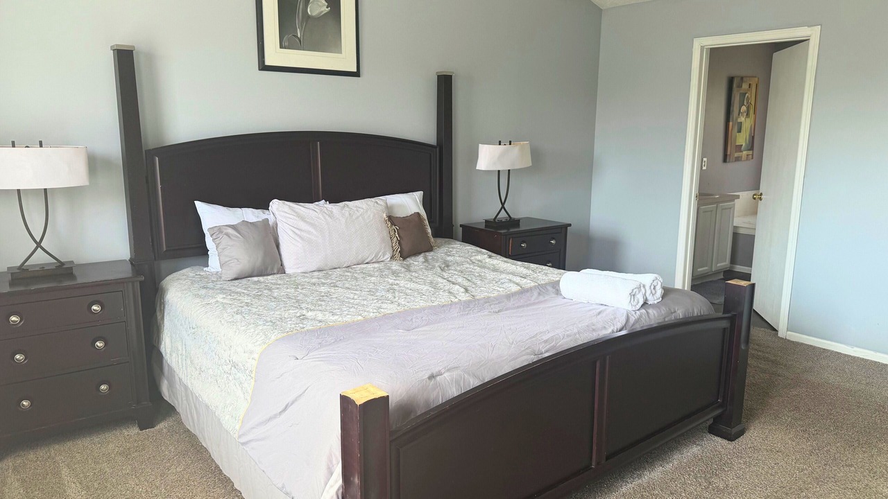 Photo of Bedroom in Grove City