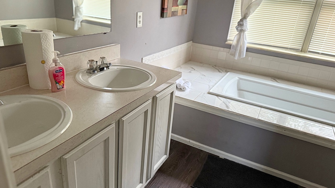 Photo of Bathroom in Grove City