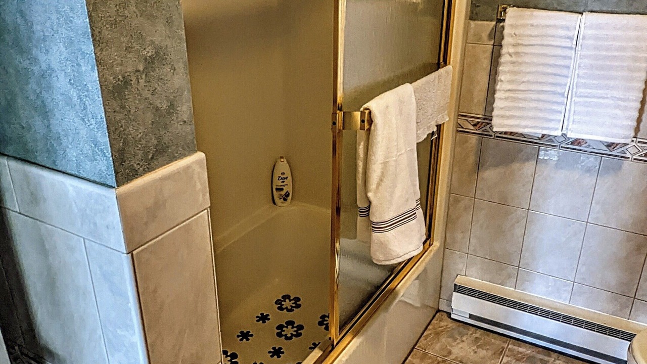 Photo of Bathroom in Lakeville