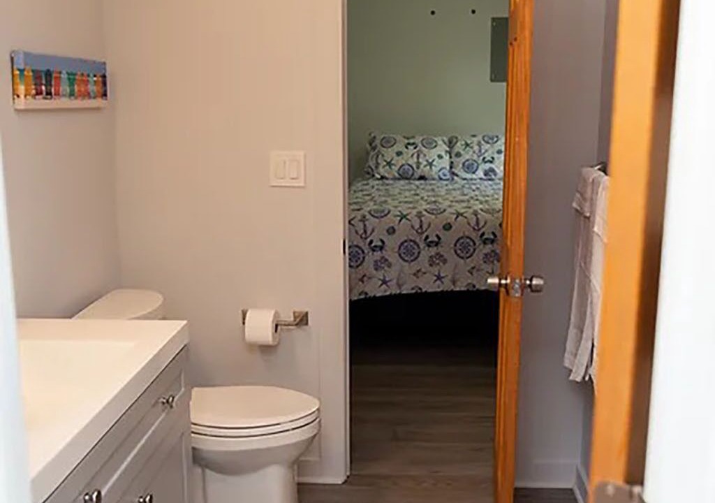Photo of Bathroom in Madison-on-the-Lake