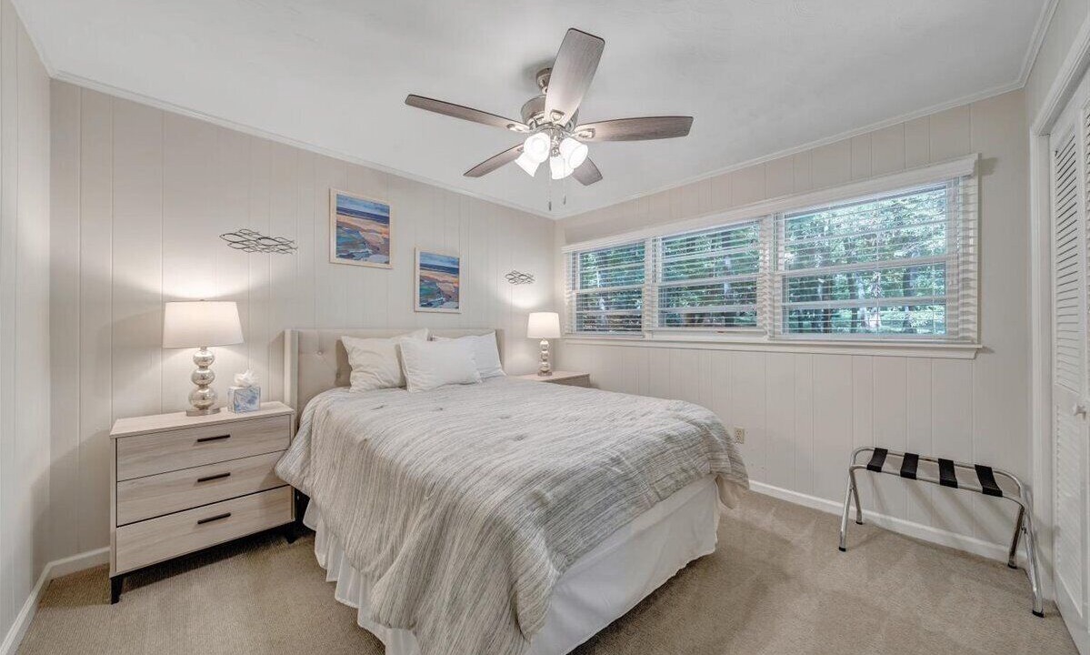 Photo of Bedroom in Smith Mountain Lake