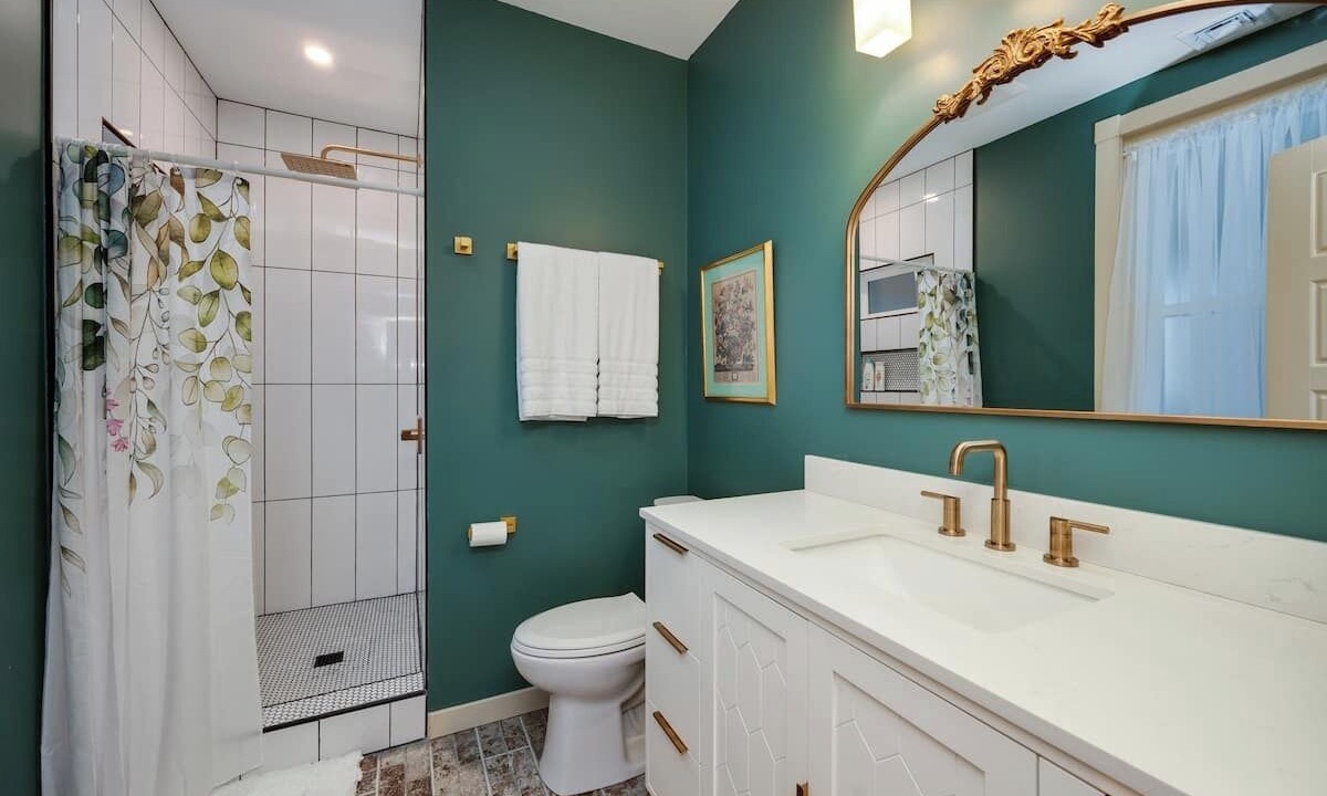 Photo of Bathroom in Reading
