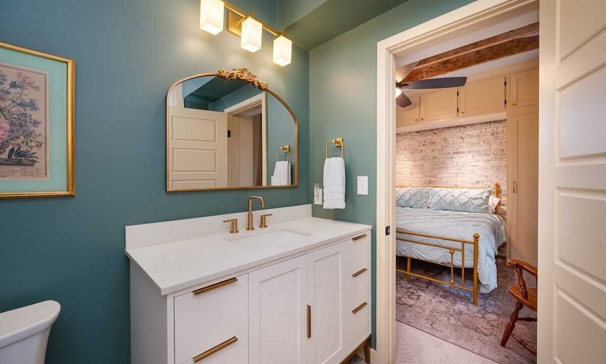 Photo of Bathroom in Reading