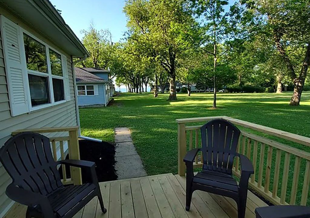 Photo of Patio Balcony in Madison-on-the-Lake