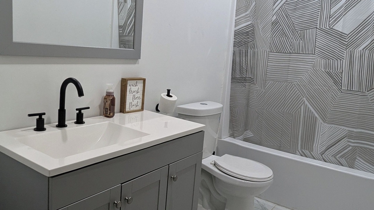 Photo of Bathroom in Brogue