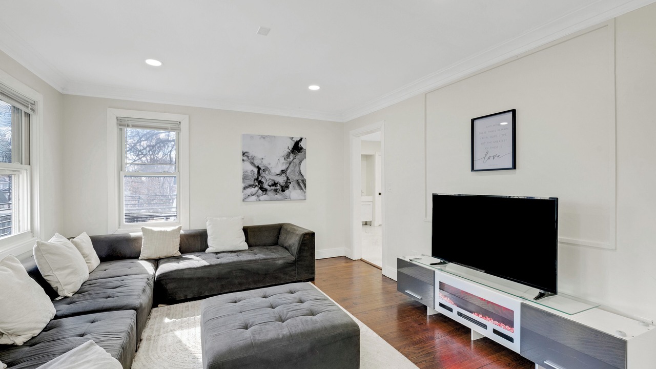 Photo of Livingroom in Weequahic