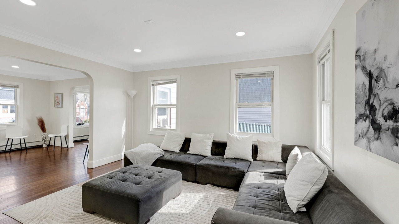 Photo of Livingroom in Weequahic