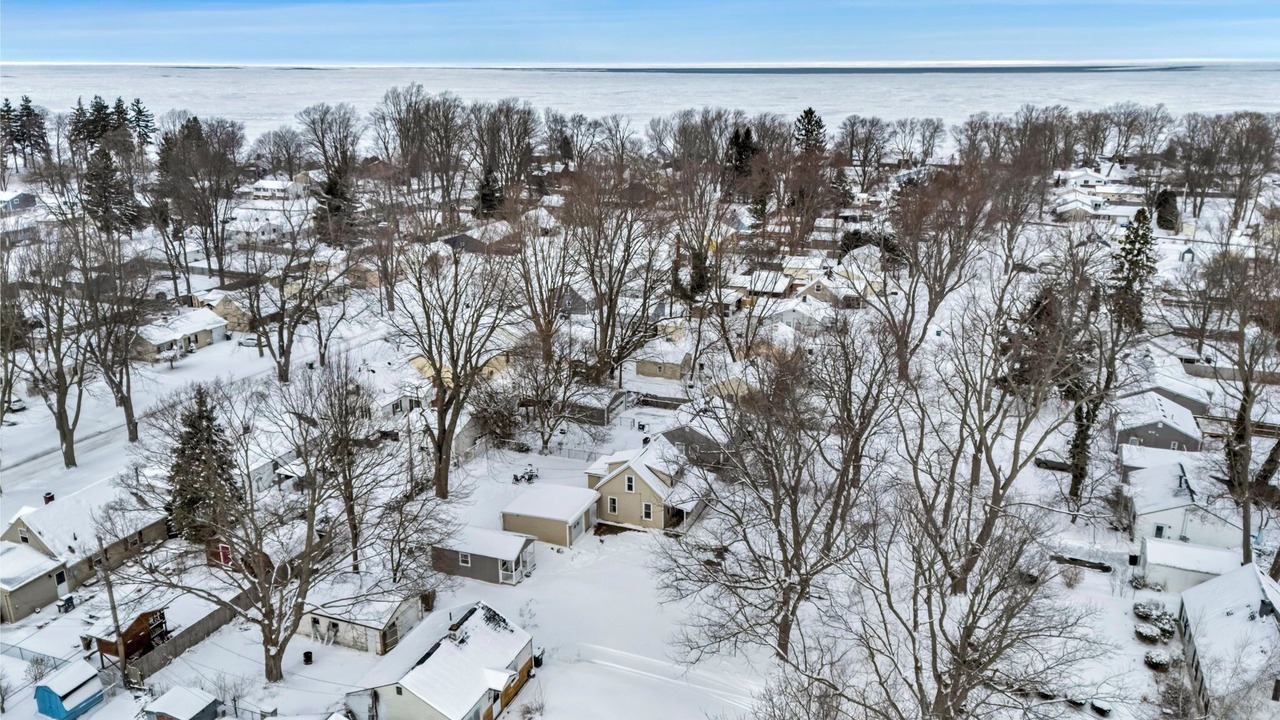 Photo of Outdoor in George Haywood's Lakefront
