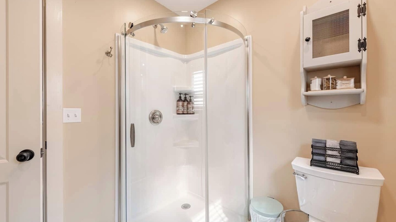Photo of Bathroom in White Mills