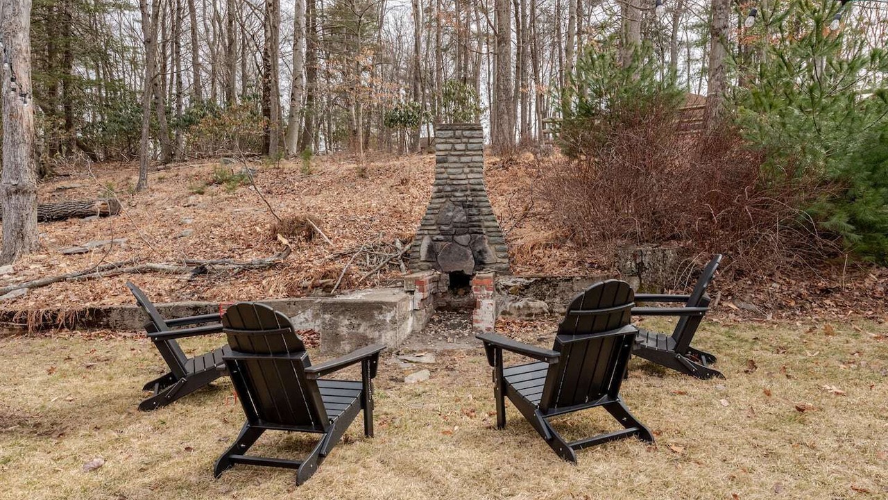 Photo of Outdoor in White Mills