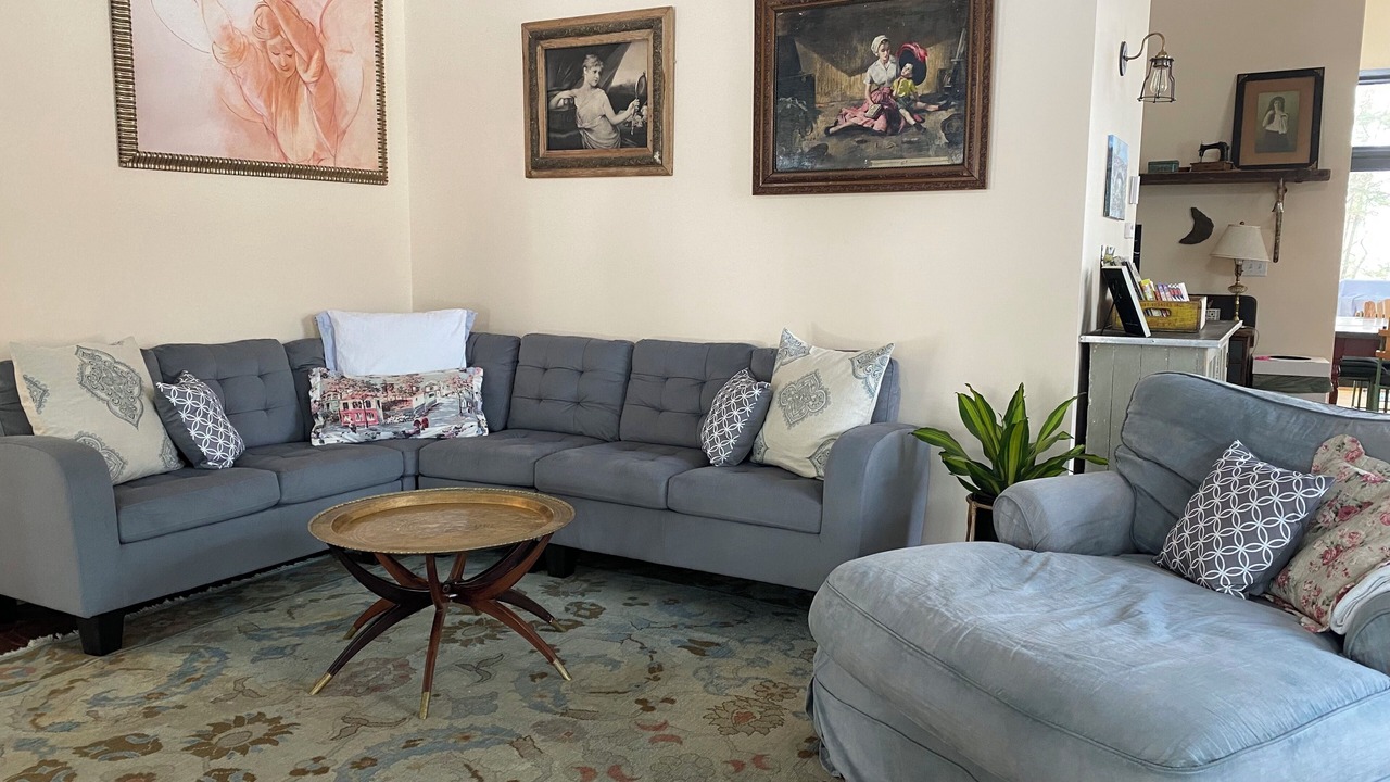Photo of Livingroom in Saugerties