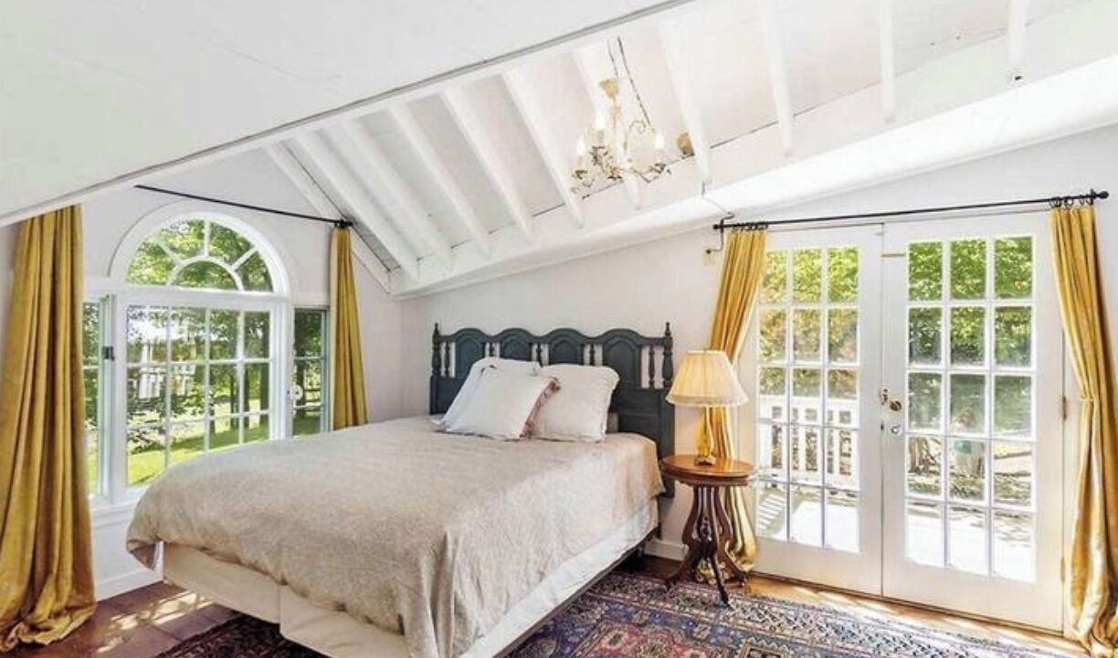Photo of Bedroom in Saugerties