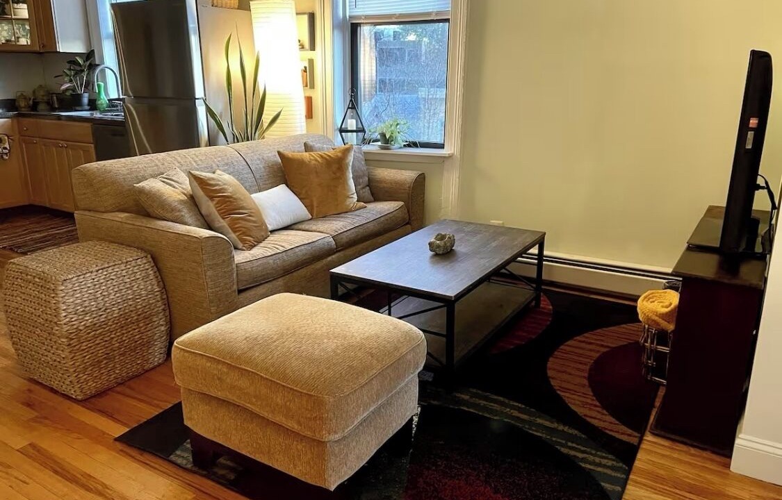 Photo of Livingroom in Historic Downtown