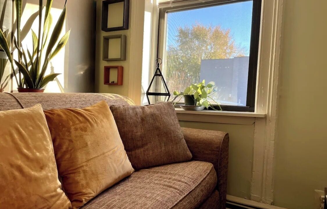 Photo of Livingroom in Historic Downtown