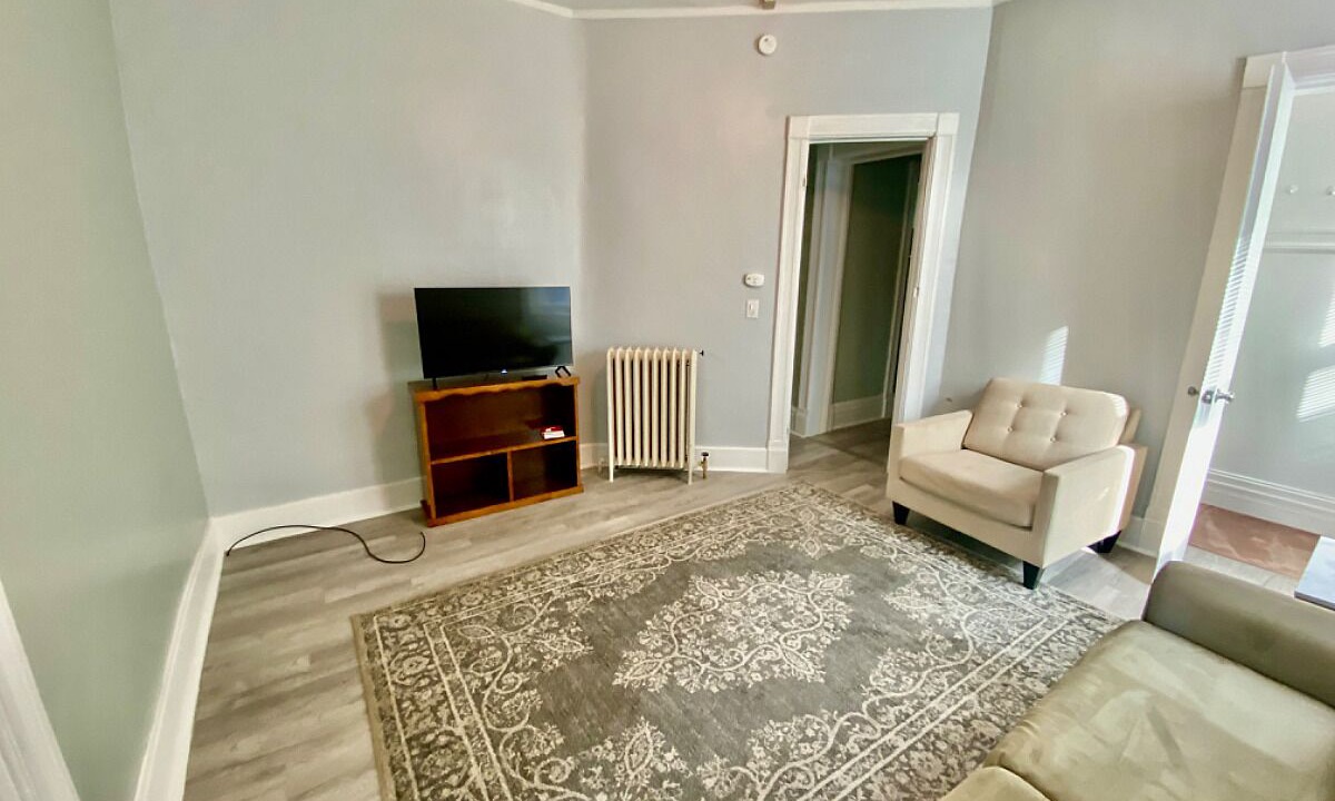 Photo of Livingroom in Erie