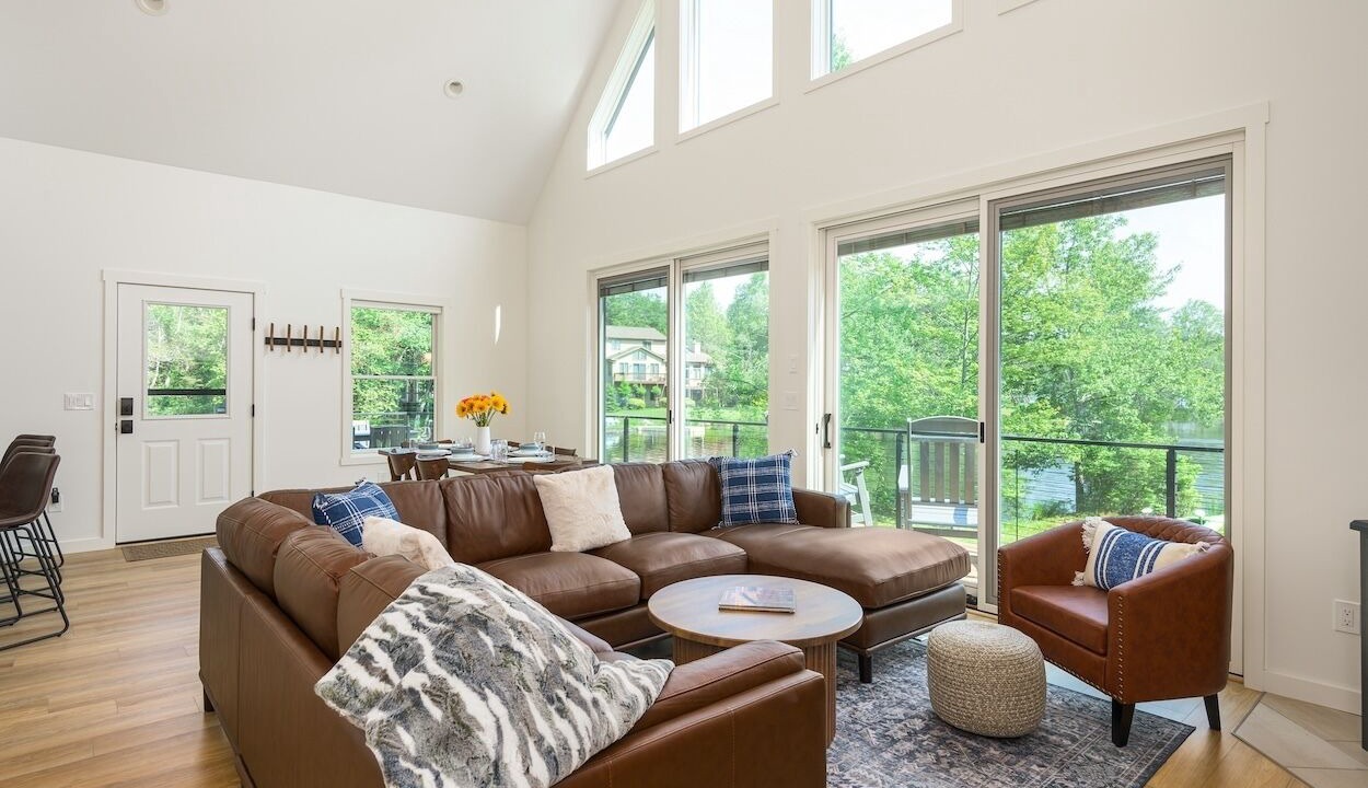 Photo of Livingroom in Gouldsboro
