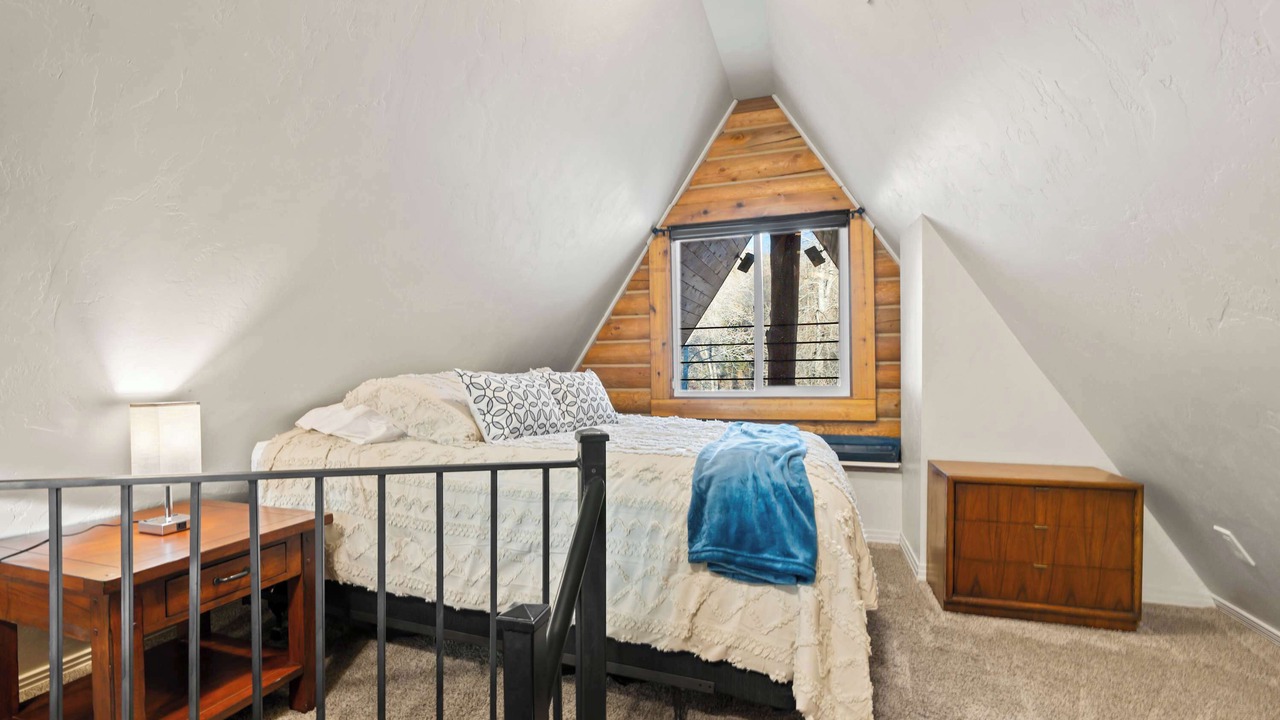 Photo of Bedroom in Timber Lakes