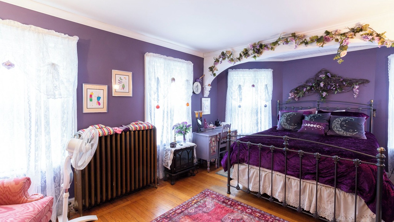 Photo of Bedroom in Staatsburg