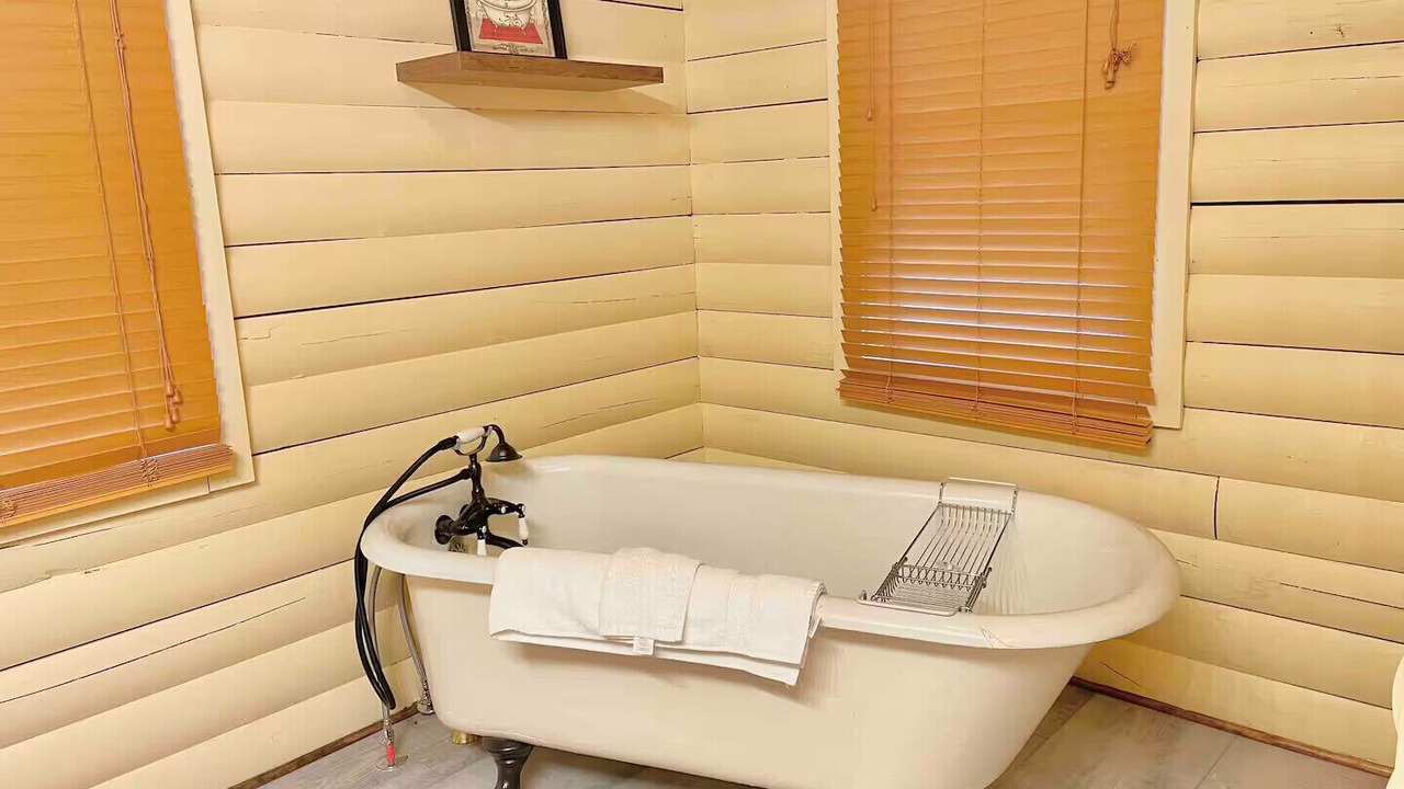 Photo of Bathroom in Bladensburg