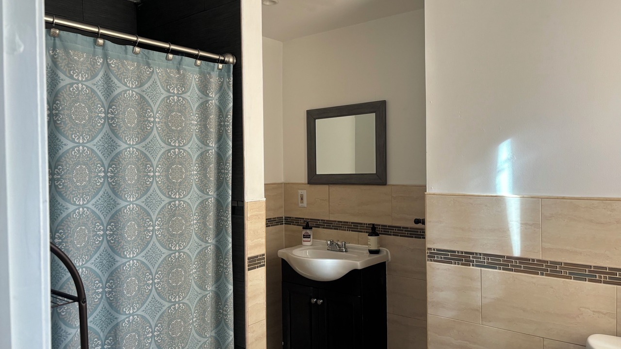 Photo of Bathroom in Olney-Oak Lane