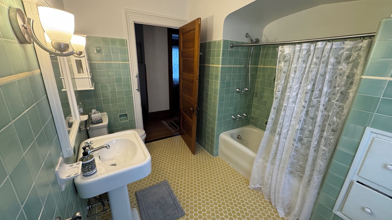 Photo of Bathroom in Reno